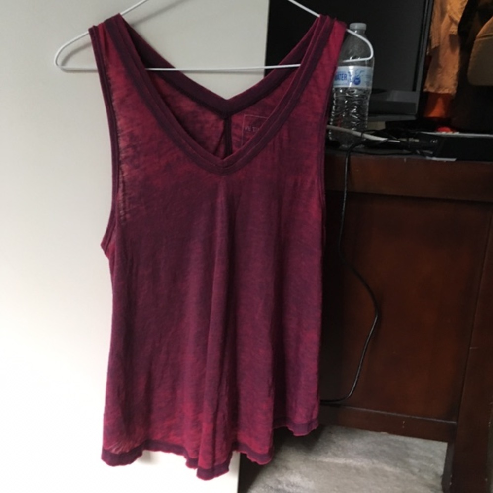 Free people shirt size small but feels like medium